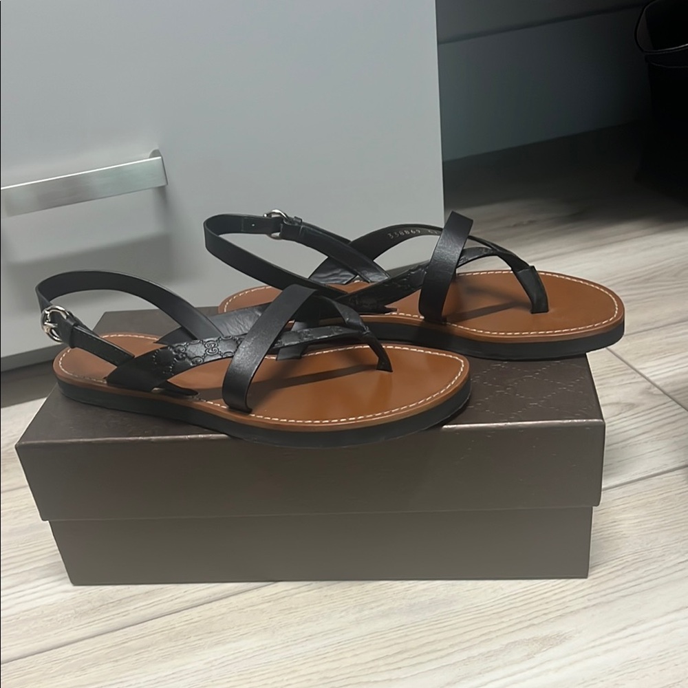 Gucci Black and Brown Sandals